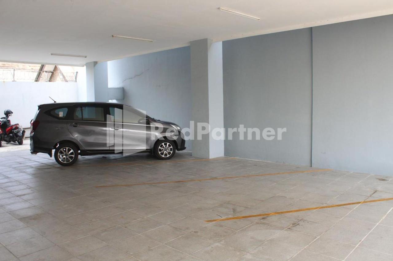 Brahma Hotel Mitra Reddoorz Jakarta Eksteriør bilde