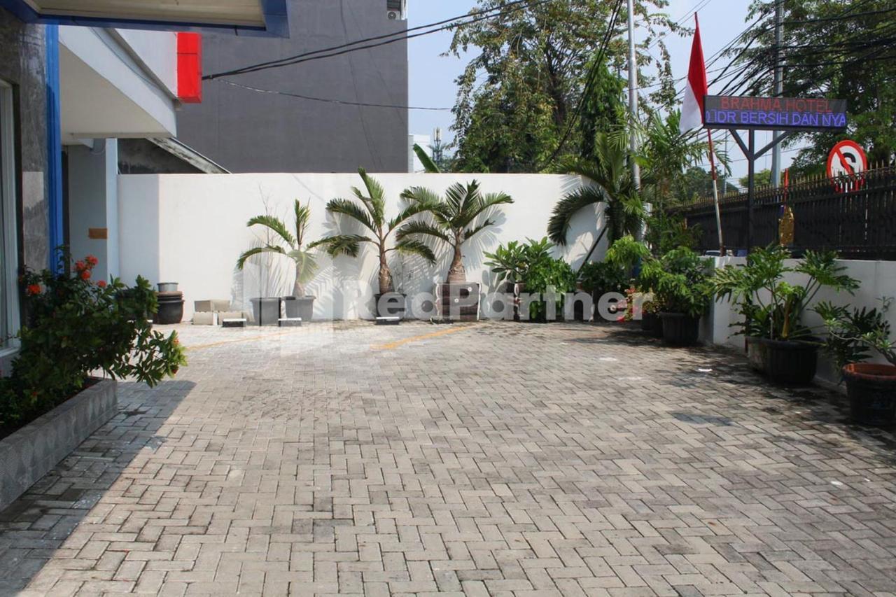 Brahma Hotel Mitra Reddoorz Jakarta Eksteriør bilde